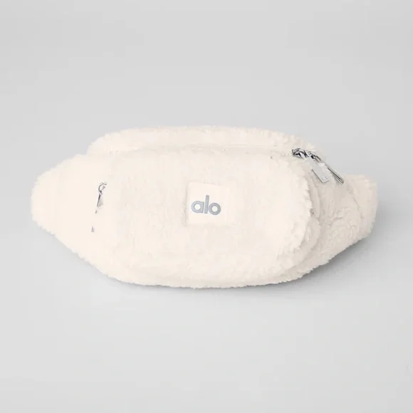 Alo Yoga Sherpa Explorer Fanny Pack Ivory - Picture 2 of 12